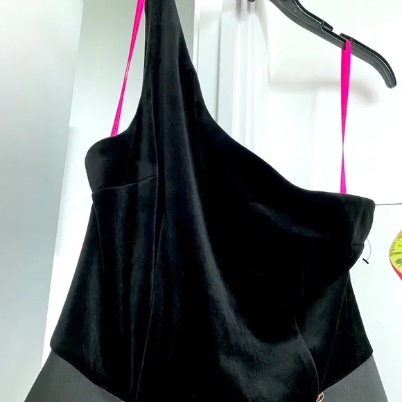 Betsey Johnson One Shoulder A-Line Dress w Crinoline - Picture 3 of 9